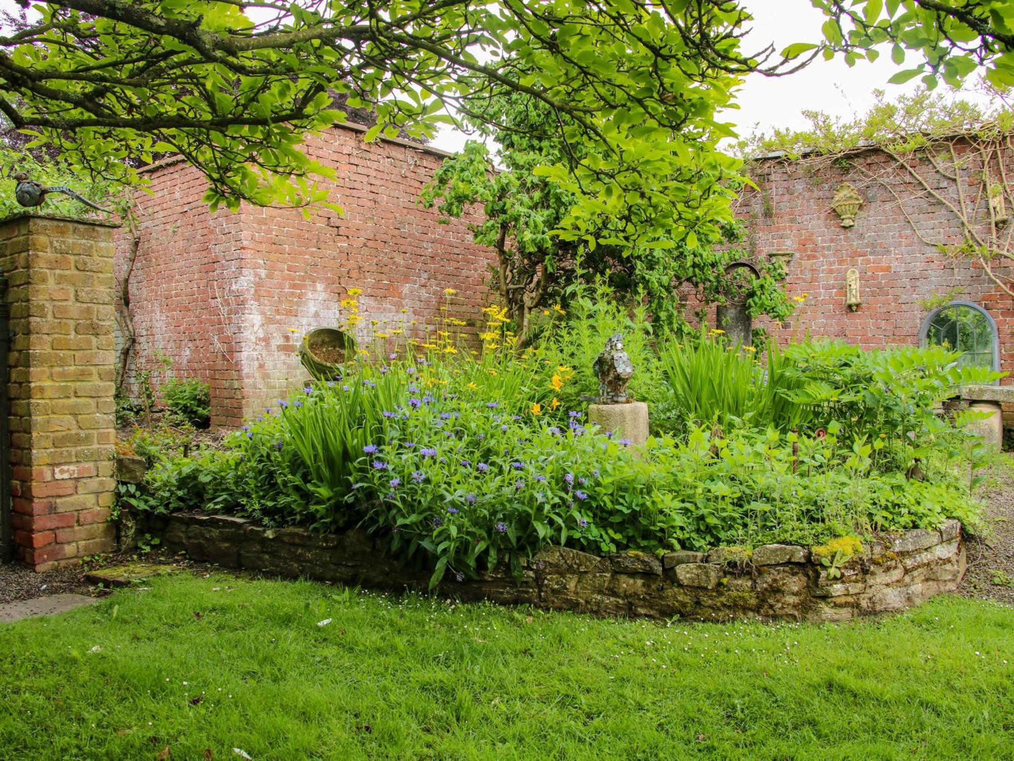 Coach House Ludlow Exterior foto